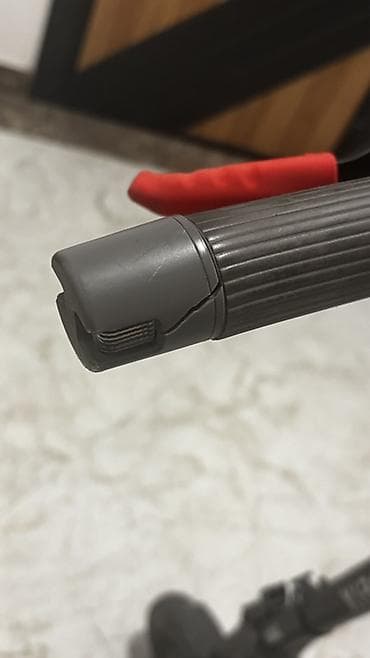 İşlənmiş Elektrik samokat 11", 501 - 750 Vt, 16 - 25 km/s, Ünvandan götürmə — 4