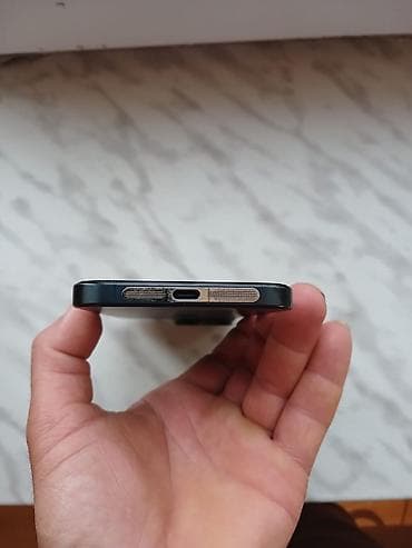 IPhone 15 Pro Max, 512 GB, Blue Titanium, Face ID — 3