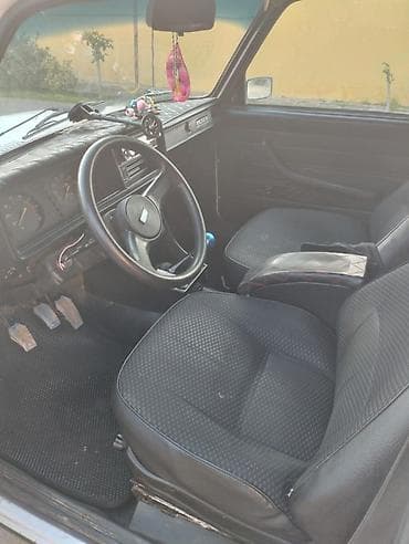 muhərrik vaz 2106 blok: VAZ 2107 sedan - Kuzov: ağ rəng, 4 qapı. Ön tərəfdə barmaqlıq və — 6