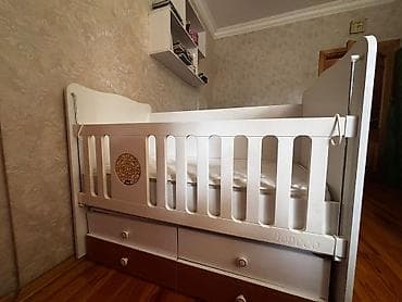 Oğlan və qız üçün, Dördbucaq, Beşik, Dəst ilə, Matras ilə, Yellənmə mexanizm ilə