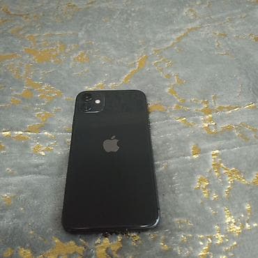 iphone 11 korpus: IPhone 11, Qara — 2