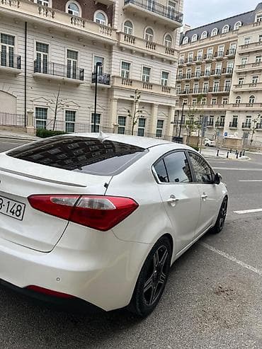 ravon r4 lizing: Kia Cerato: 1.6 l | 2014 il Sedan — 6