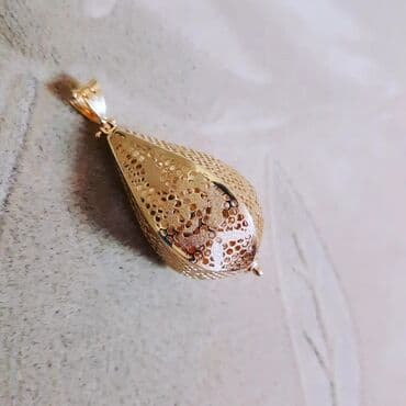 585 eyar qizil qiymeti: Kulon, Sarı qızıl, 750 Əyar, Qaşsız, 5400 g — 2