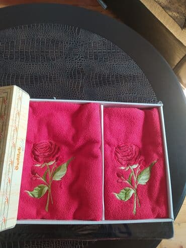 gece koynekleri: Tezedirler. Desmal naboruda, Gece geyim dəstləri de — 4