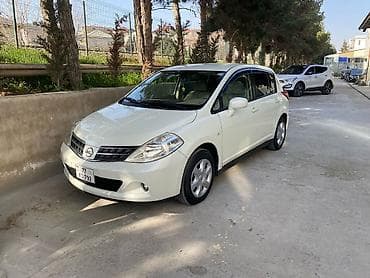 priora diskleri: Nissan Tiida: 1.5 l | 2012 il Hetçbek — 2