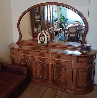 буфет: Klassik üslubda böyük bufet-vitrin güzgü ilə - Material: Təbii ağac — 1