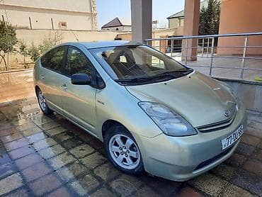 prius 30 fara: Toyota Prius (2-ci nəsil) hibrid hetçbek Xarici: - Açıq yaşıl rəngli — 3