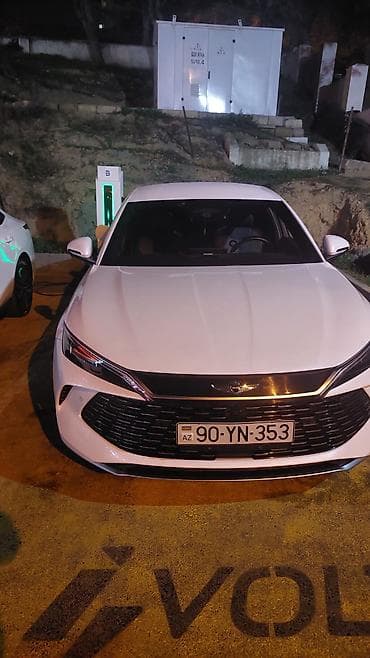 diffuser satisi: Arenda BYD Qin Plus DM-i sedan - Kuzov: ağ rəng, aerodinamik fastback — 7