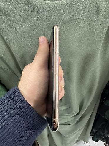 iphone xr 2: IPhone Xs, 64 GB, Qızılı, Face ID — 4