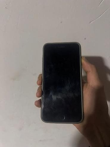 Видеоигры и приставки: IPhone 8 Plus, 64 ГБ — 4