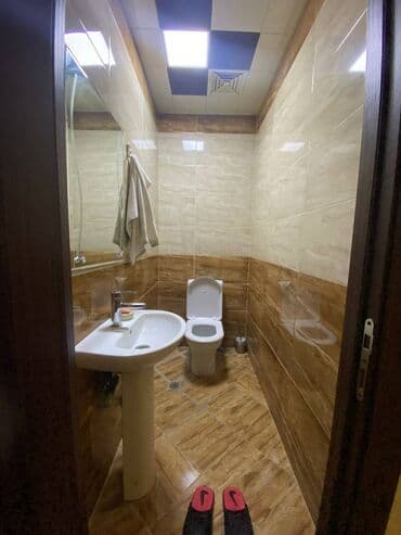 sarayda kiraye: Tam avadanlıqla təchiz olunur, 2 yatağ otağı, 2 balkon(yelçəkən), 2 — 10