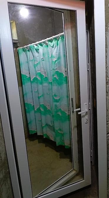 ideal mebel: Salam saz işlək problemsiz plastik qapılardı 2 ədəd biri tam plastik — 4