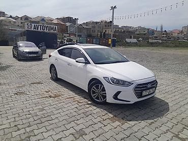 kia oluxana razin: Hyundai Elantra: 1.6 l | 2017 il Sedan — 2