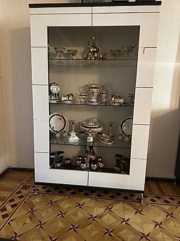 ag qara mebeller: Qonaq otağı üclü dest(servant,komod ve tv stend) alana divan ve iki — 1