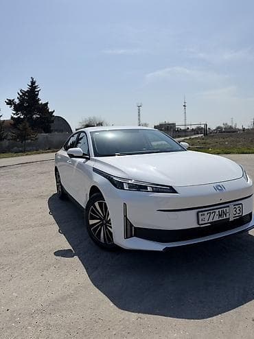 aftamabilər: Changan Qiyuan A05: 1.5 l | 2025 il 6000 km Sedan — 4