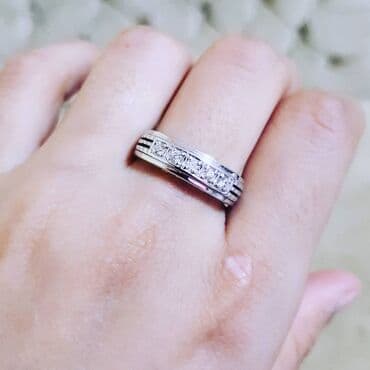 Nişan, Üzük, Ağ qızıl, 750 Əyar, Brilyant, 0.26-0.50 Karat lalafo.az -da Nişan, Üzük, Ağ qızıl, 750 Əyar, Brilyant, 0.26-0.50 Karat