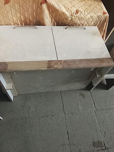 5 metir 50 santliq yere bes eder az işləmişdi Tərkibi: - Aşağı — 5