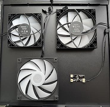 komputer plata: DeepCool ventilyatorlar komplekt (3 ədəd) + RGB hаb plata üstündə — 4