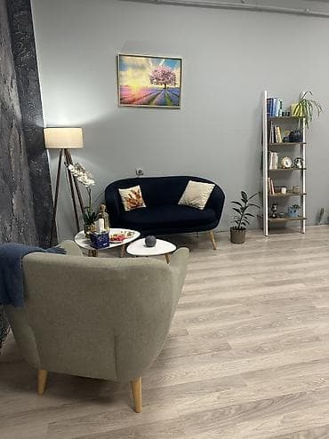 i̇nşaatçılar: Həftənin müyyən günləri ofis icarəyə verilir. Həftədə 1 gün aylıq 100 — 2