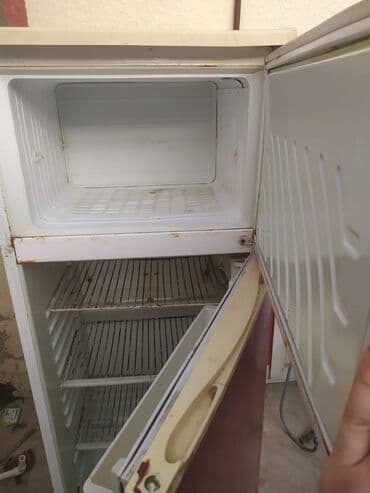 Мясорубки: Б/у 2 двери Холодильник Продажа, цвет - Фиолетовый — 1