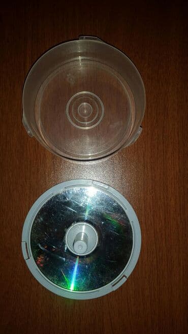 сумка для дисков: Disk qabı. Yaxşı veziyyətdədir. 5 manat — 2