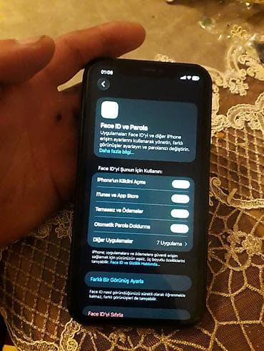 1:1 iphone: IPhone 11, 128 GB, Qara, Zəmanət, Simsiz şarj, Face ID — 4