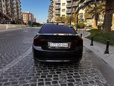 cayenne krilo 2013: Chevrolet Cruze: 1.4 l | 2015 il 227000 km Sedan — 4