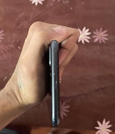 lalafo iphone 8 plus: IPhone 7 Plus, 32 GB, Jet Black, Barmaq izi — 6