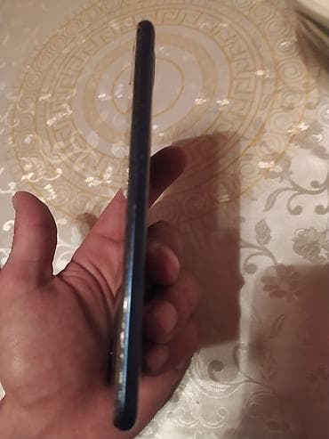 damla su filteri: Samsung Galaxy A10, 32 GB, rəng - Mavi, Qırıq — 3