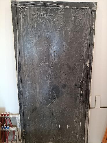 Metal giriş qapısı - Material: polad/metal konstruksiya - Rəng və