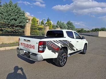 lexus rx 470: Mitsubishi L200: 2.5 l | 2020 il 147000 km Pikap — 6