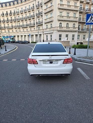 mersedes qapi: Mercedes-Benz E 220: 2.2 l | 2014 il Sedan — 2