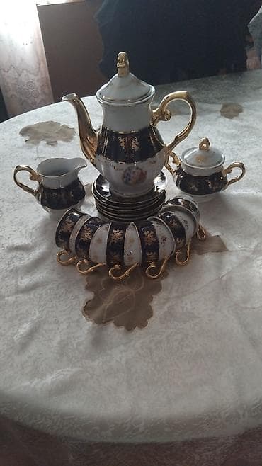 yuxuda mürəbbə görmək: Çay dəsti, rəng - Qızılı, Farfor — 1