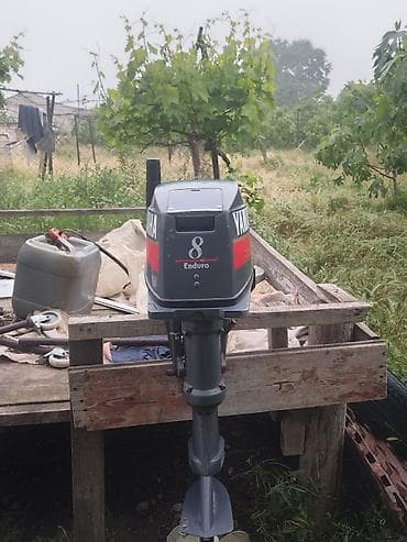 Sbor motorlar və silindr başlıqları: Yamaha Enduro 8 xarici asma qayığ mühərriki - Marka/model: Yamaha — 3