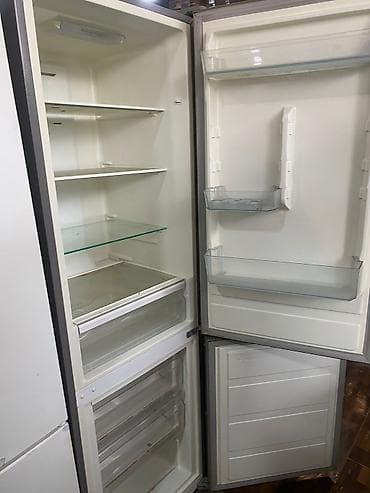 3 qapılı Beko Soyuducu Satılır, rəng - Gümüşü