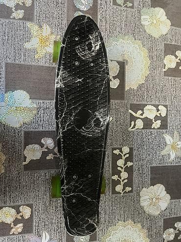 bas gitara: Plastik kruizer tipli skeytbord - Gövdə: möhkəm plastik material — 3