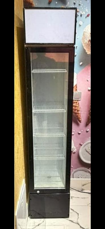 TƏCİLİ SATILIR: obyekt bağlandı üçün vitrin soyuducu 200 manat