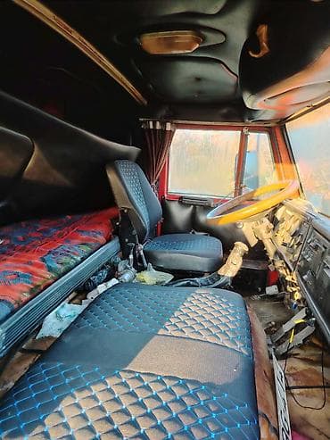 vaz 2102 satilir: KAMAZ Kabinkası. Satılır real alıcılara endirim olunacaq. Ciddi çürüyü — 3