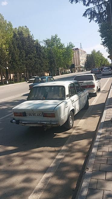 lada şiti: VAZ 21 arxaötürücülü. Texniki və xarici xüsusiyyətlər: - Klassik — 1