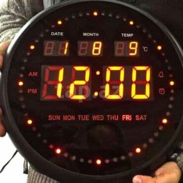 elektron divar saatı: Elektron divar saatı🔆 🕔Rəqəmsal divar saatları 🔹Saat: AM/PM🕰 ☑️Ölkə — 3