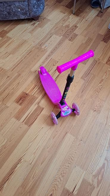 samokat scooter: Uşaq samokatı satılır Продаётся детский самокат розового цвета с — 4