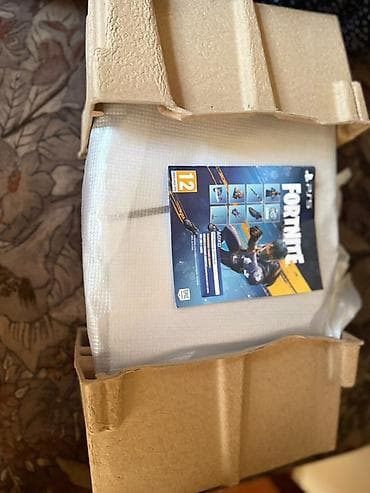 psp 4: Pakofkadan açıılıb istifadə olunmayıb.Yeni kimidir.Disksiz versiyadı 1 — 2