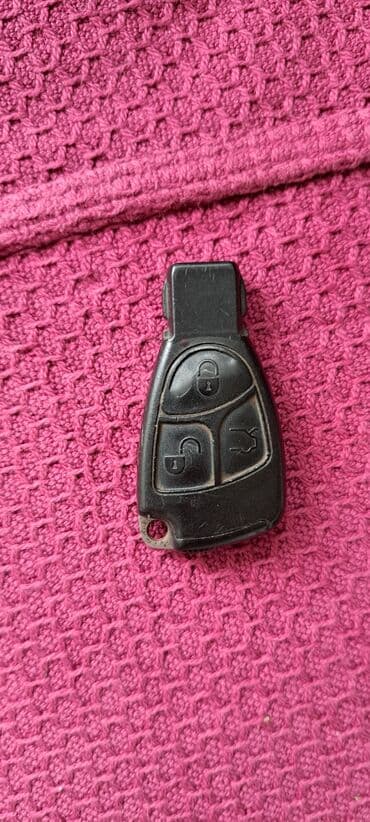 замок зажигания w202: Mercedes Benz W202 açar original üstündə gələn qiymət sondur — 2