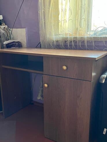 transformer masalar: Düz masa, Polkalı, Siyirməli, Teksturalı laminat — 4