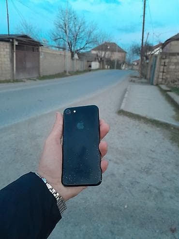 IPhone 7, 128 GB, Qara, Barmaq izi lalafo.az -da IPhone 7, 128 GB, Qara, Barmaq izi