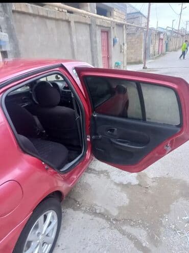 подержанные авто: Renault Clio: 1.4 л | 2007 г. Седан — 3