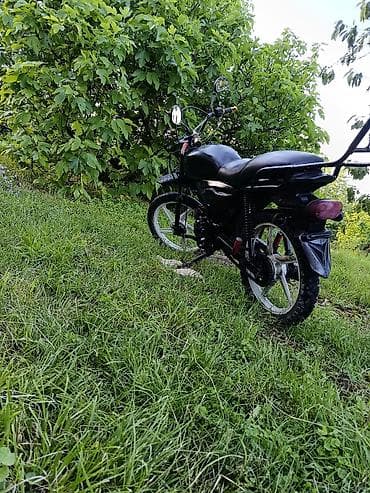 Satılır: 124 sm³ benzin mühərrikli yol/kross tipli motosiklet