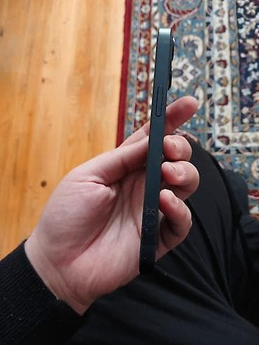 IPhone 13, 256 GB, Qara, Face ID — 3