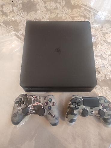 Sony PlayStation 4 Slim (500 GB) oyun konsolu Xüsusiyyətlər: - Model — 4
