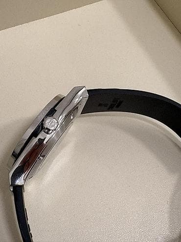 amerika saati: Yeni, Qol saatı, Hublot — 9